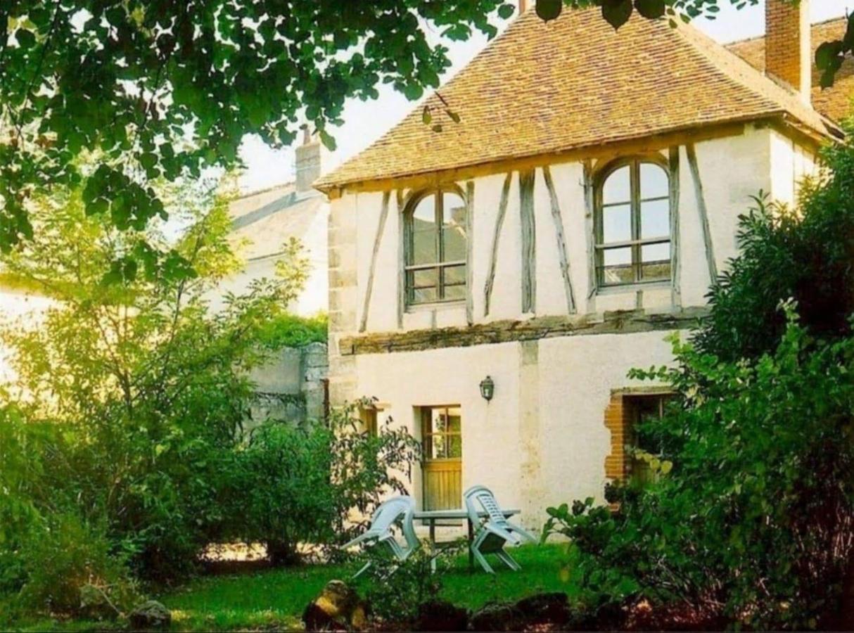 Aux Ecuries Du Signe Hotell Amboise Exteriör bild