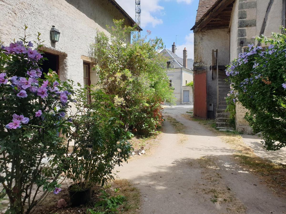 Aux Ecuries Du Signe Hotell Amboise Exteriör bild
